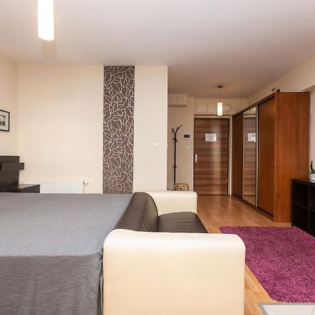 Flat On Corvin Promenade With Big Balcony Daire Budapeşte Dış mekan fotoğraf