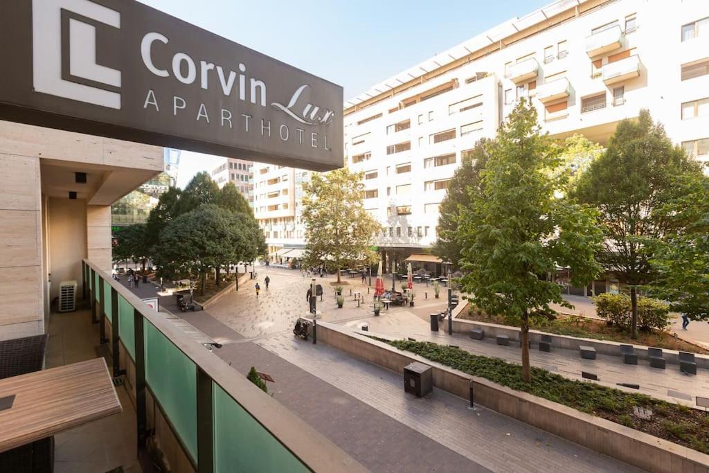 Flat On Corvin Promenade With Big Balcony Daire Budapeşte Dış mekan fotoğraf
