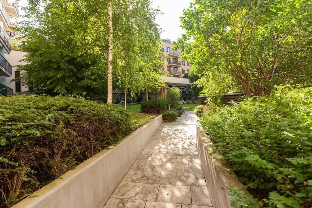 Flat On Corvin Promenade With Big Balcony Daire Budapeşte Dış mekan fotoğraf